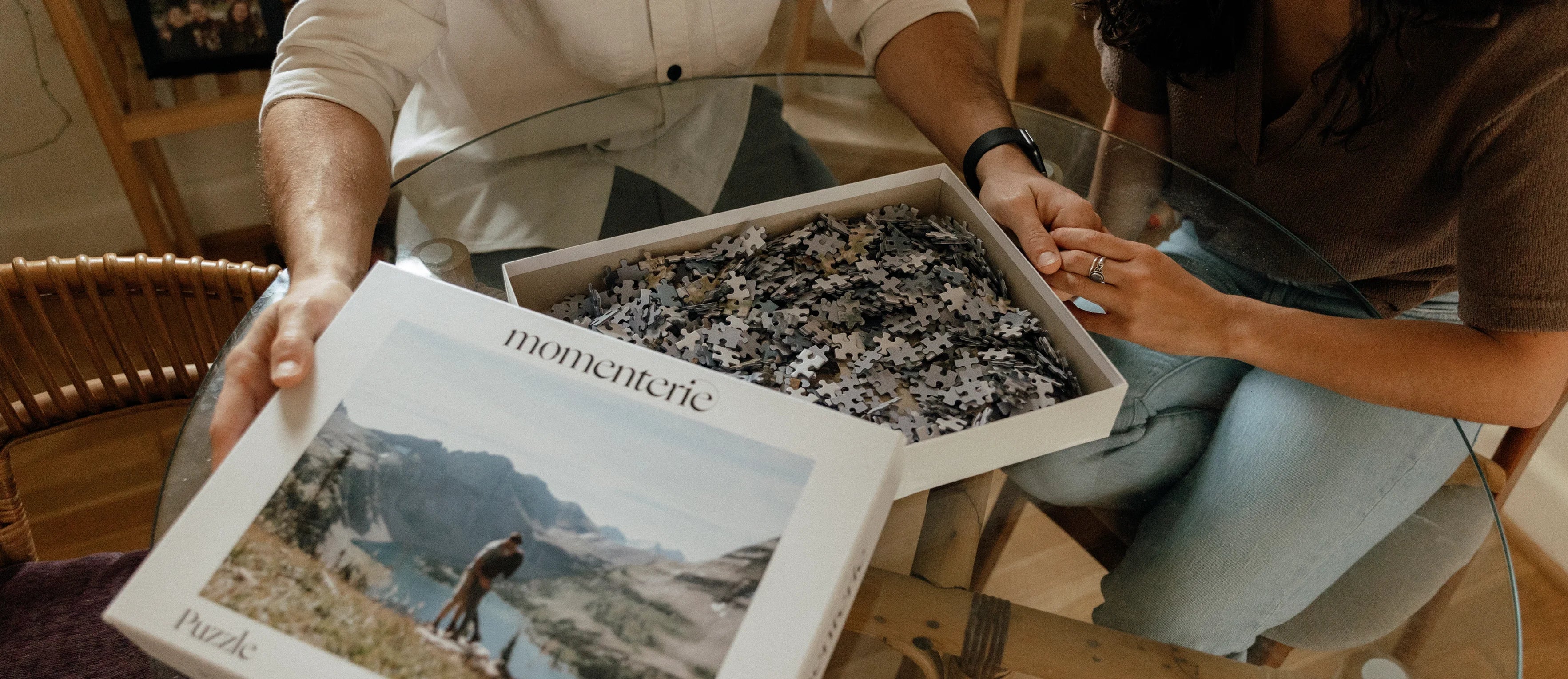 Junge Menschen schenken bewusster: weniger Konsum, mehr Bedeutung und nachhaltige Geschenke im Trend des Meaningful Gifting